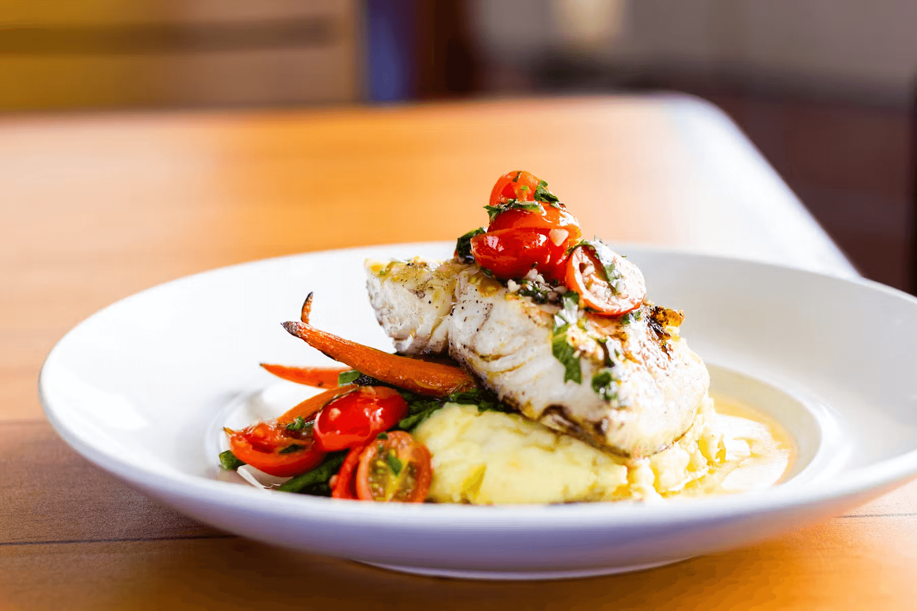 Photo of Matts' Rotisserie & Oyster Lounge, a Steakhouse, Seafood restaurant in Redmond